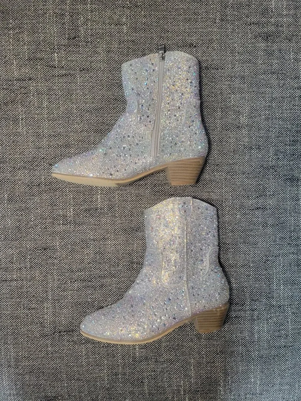 Badgley Mischka Girls Crystal Rhinestone Western Cowboy Boots Silver Size 4